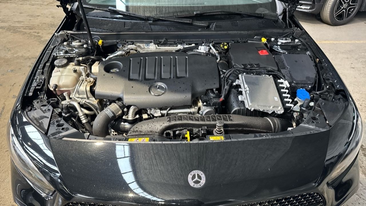 mercedes-clase-a-a-180-d-sedan-imagen-16