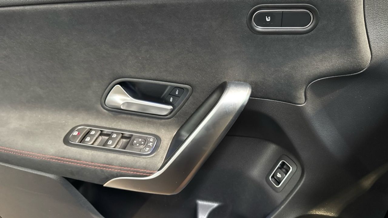 mercedes-clase-a-a-180-d-sedan-imagen-23