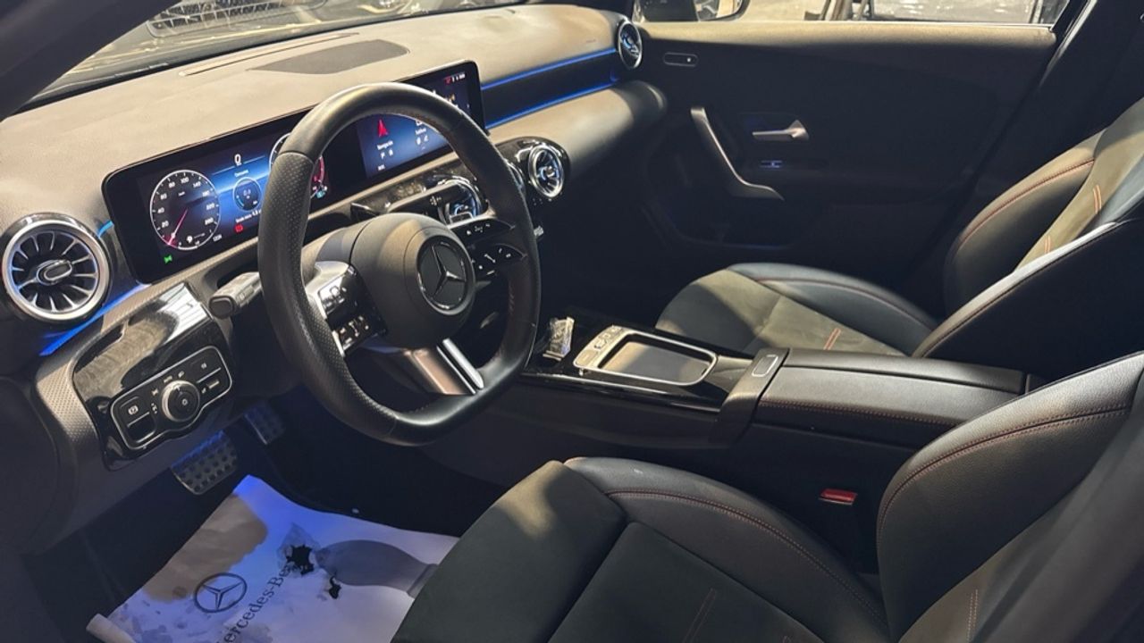 mercedes-clase-a-a-180-d-sedan-imagen-9