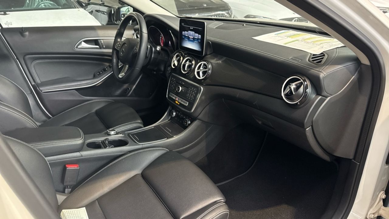 mercedes-gla-gla-180-imagen-9