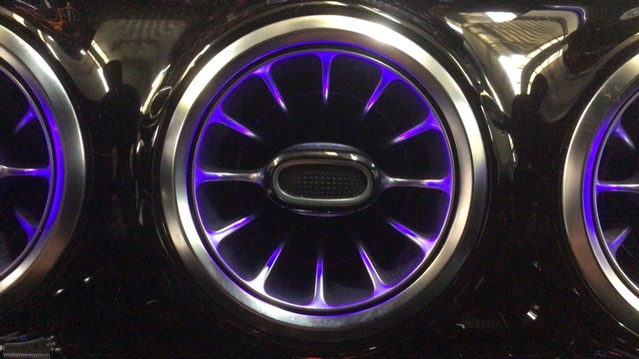 mercedes-clase-a-a-180-d-imagen-20