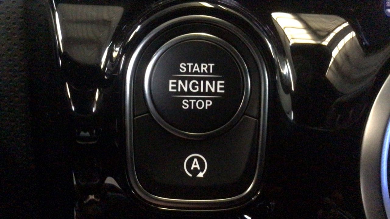 mercedes-clase-a-a-180-d-imagen-20