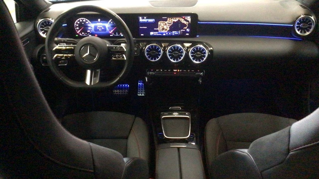 mercedes-clase-a-a-180-d-imagen-7