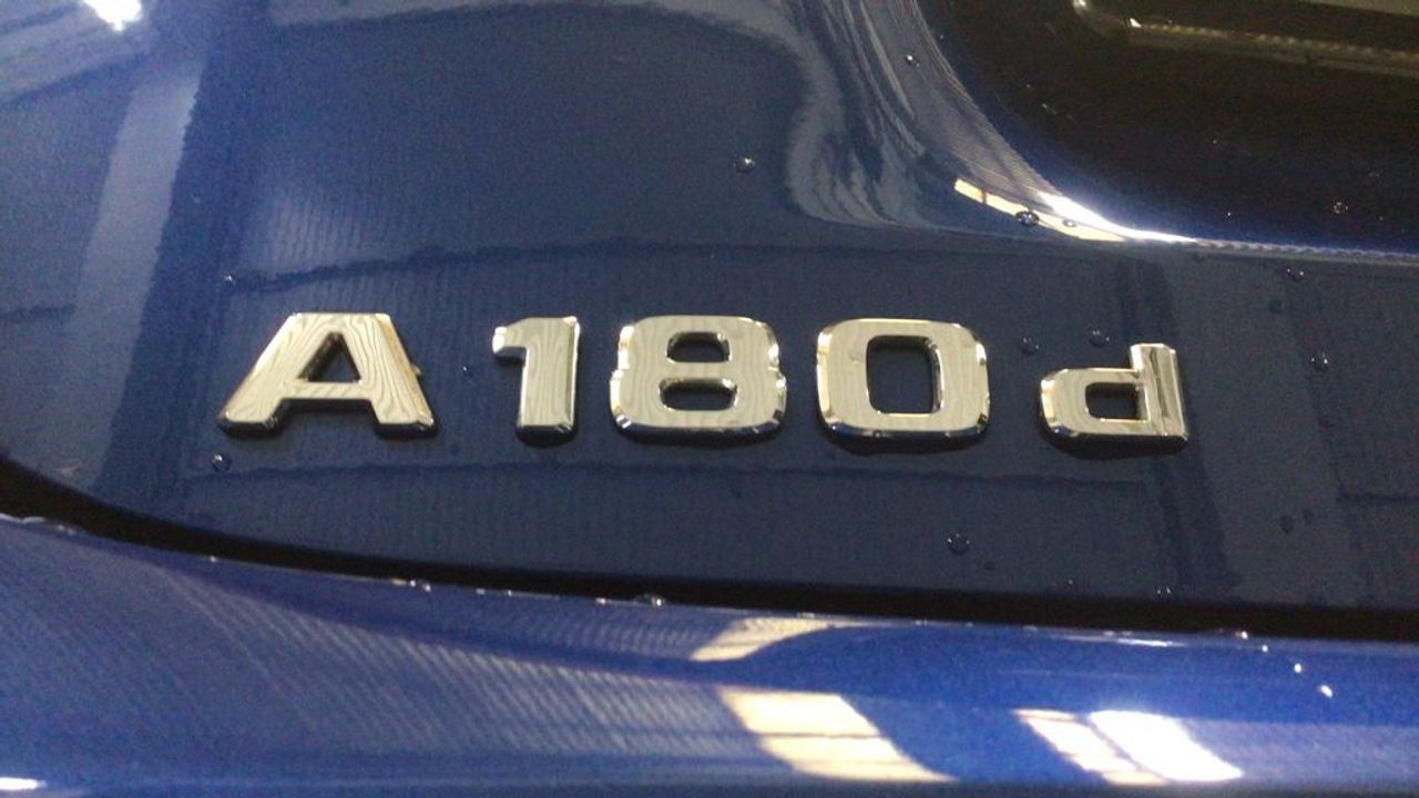 mercedes-clase-a-a-180-d-imagen-11