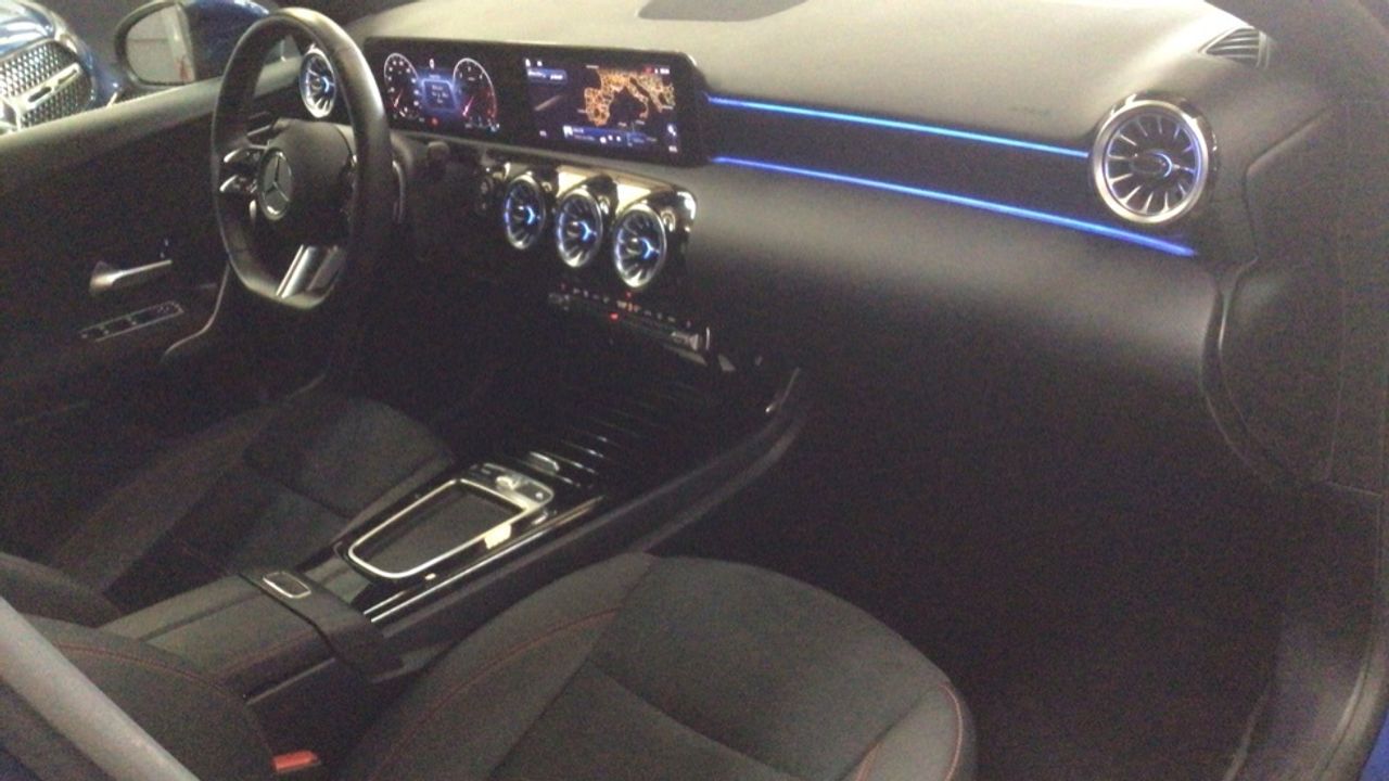 mercedes-clase-a-a-180-d-imagen-9
