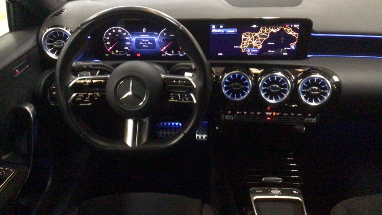 mercedes-clase-a-a-200-d-imagen-8