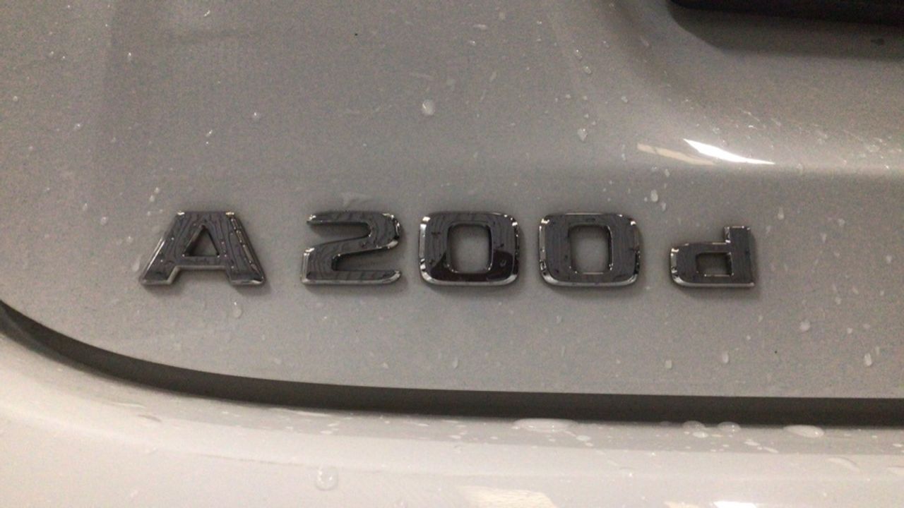 mercedes-clase-a-a-200-d-imagen-11