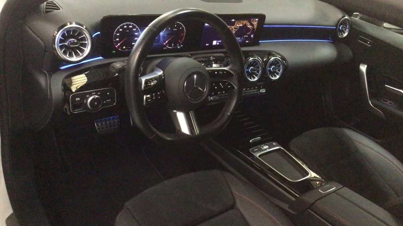 mercedes-clase-a-a-200-d-imagen-5