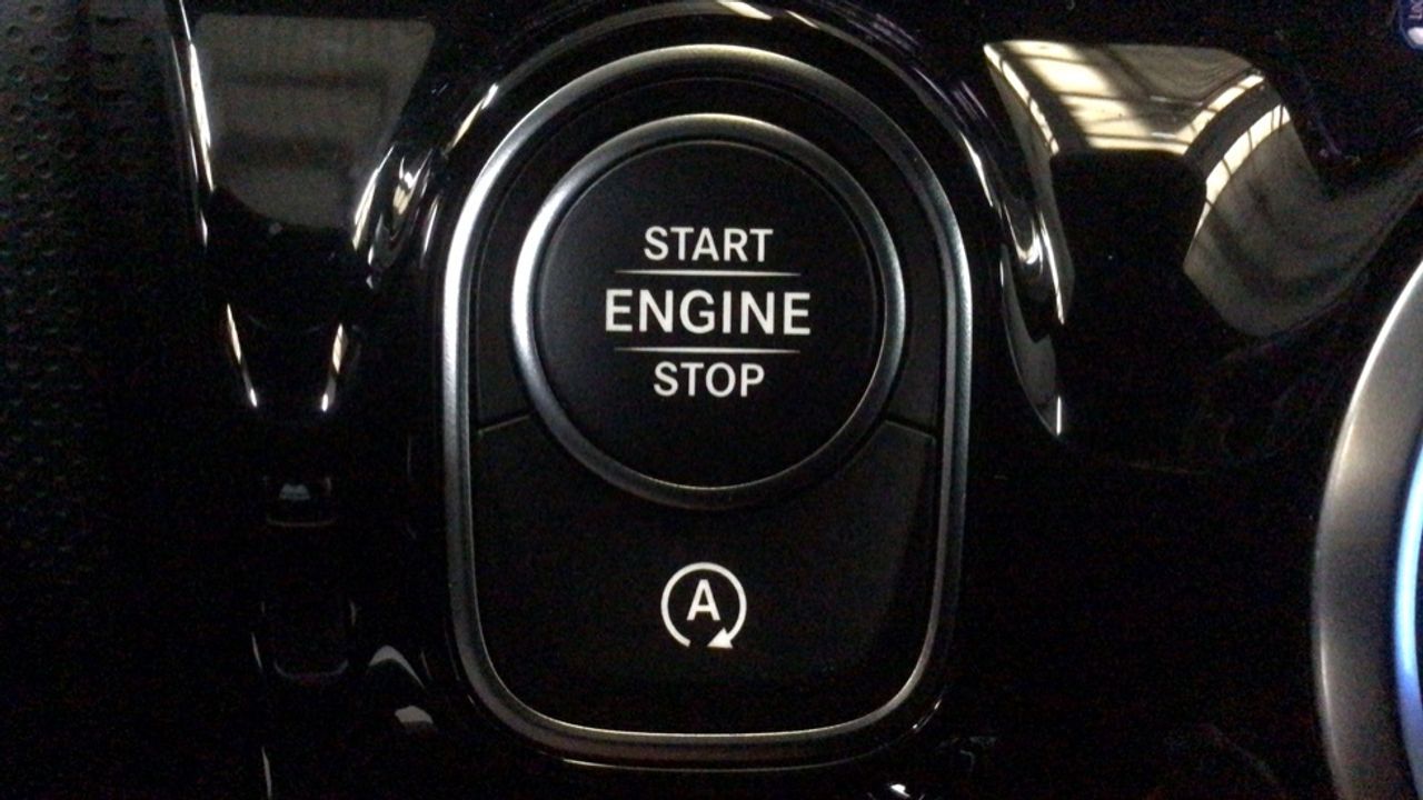 mercedes-clase-a-a-200-d-imagen-20