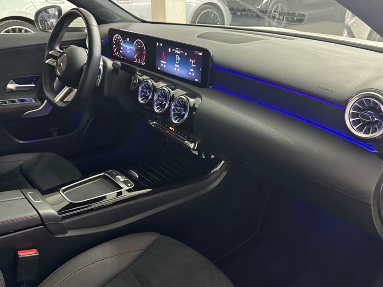 mercedes-clase-a-a-200-d-imagen-9