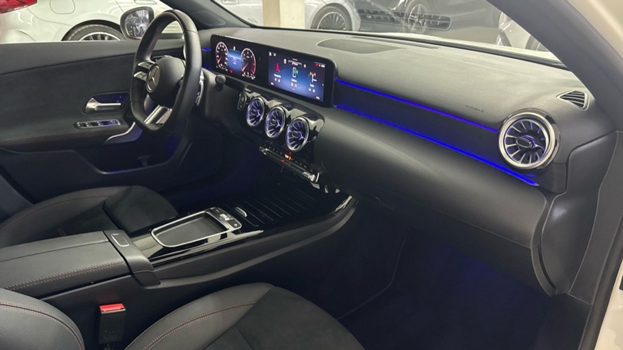mercedes-clase-a-a-200-d-imagen-9