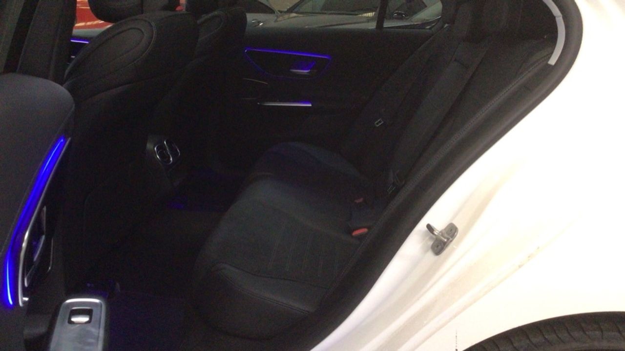 mercedes-clase-c-c-300-d-e-berlina-imagen-10