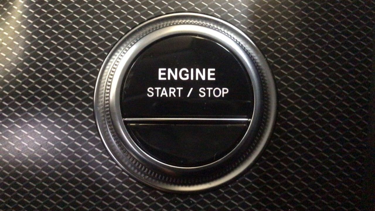 mercedes-clase-c-c-300-d-e-berlina-imagen-21