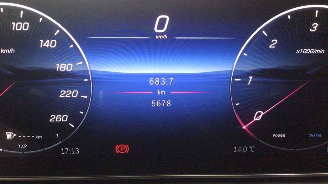 mercedes-cle-cle-200-coupe-imagen-24