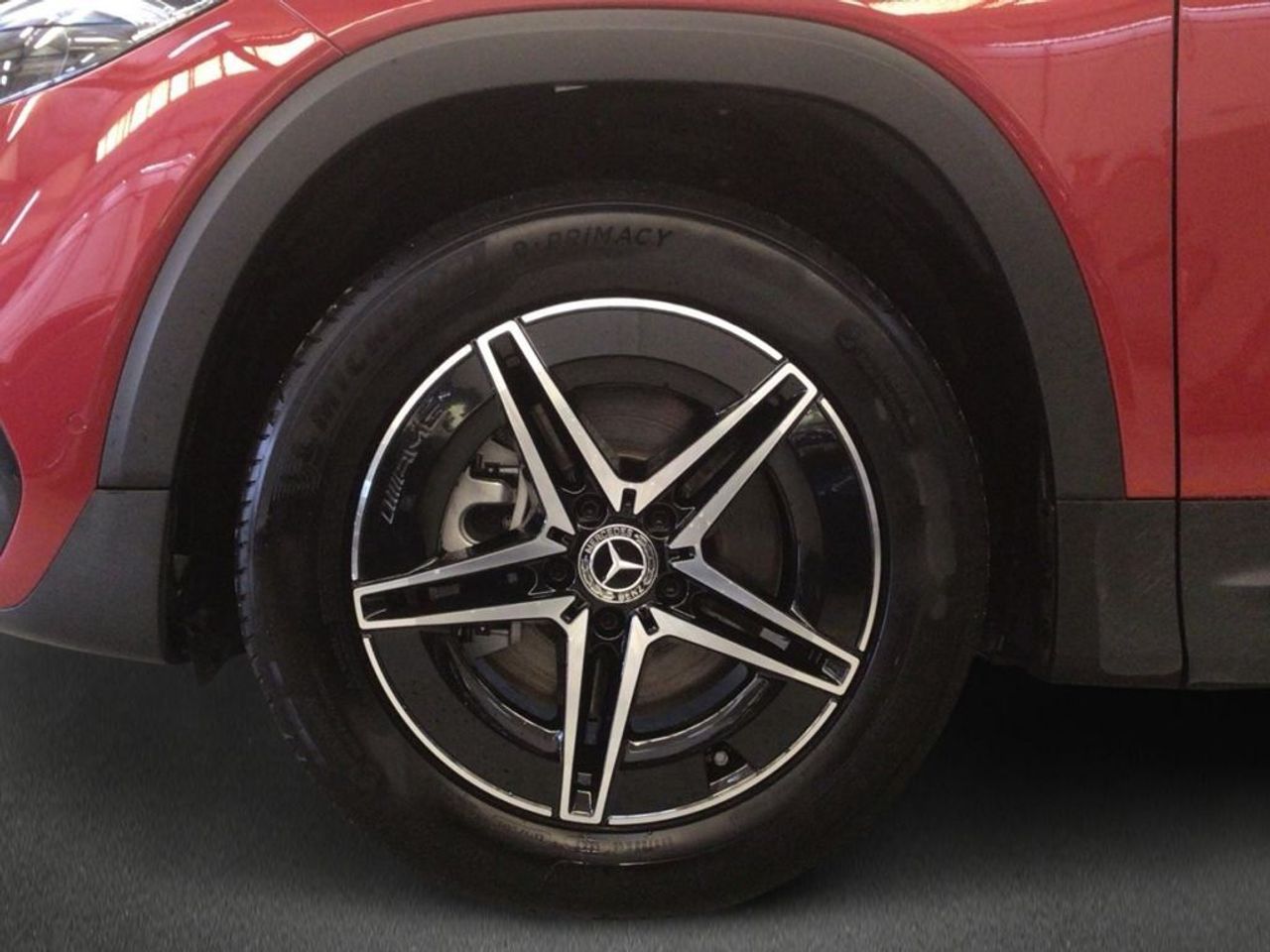 mercedes-eqb-250+-imagen-4