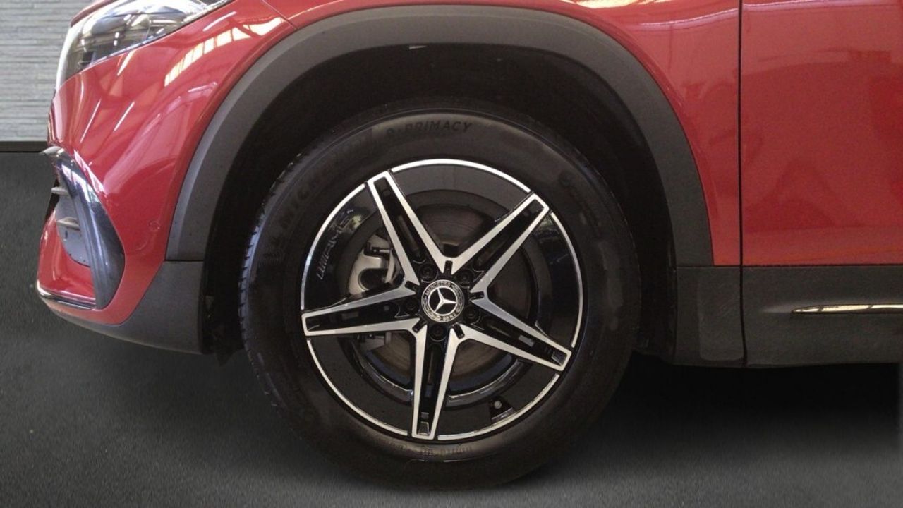 mercedes-eqb-250+-imagen-4