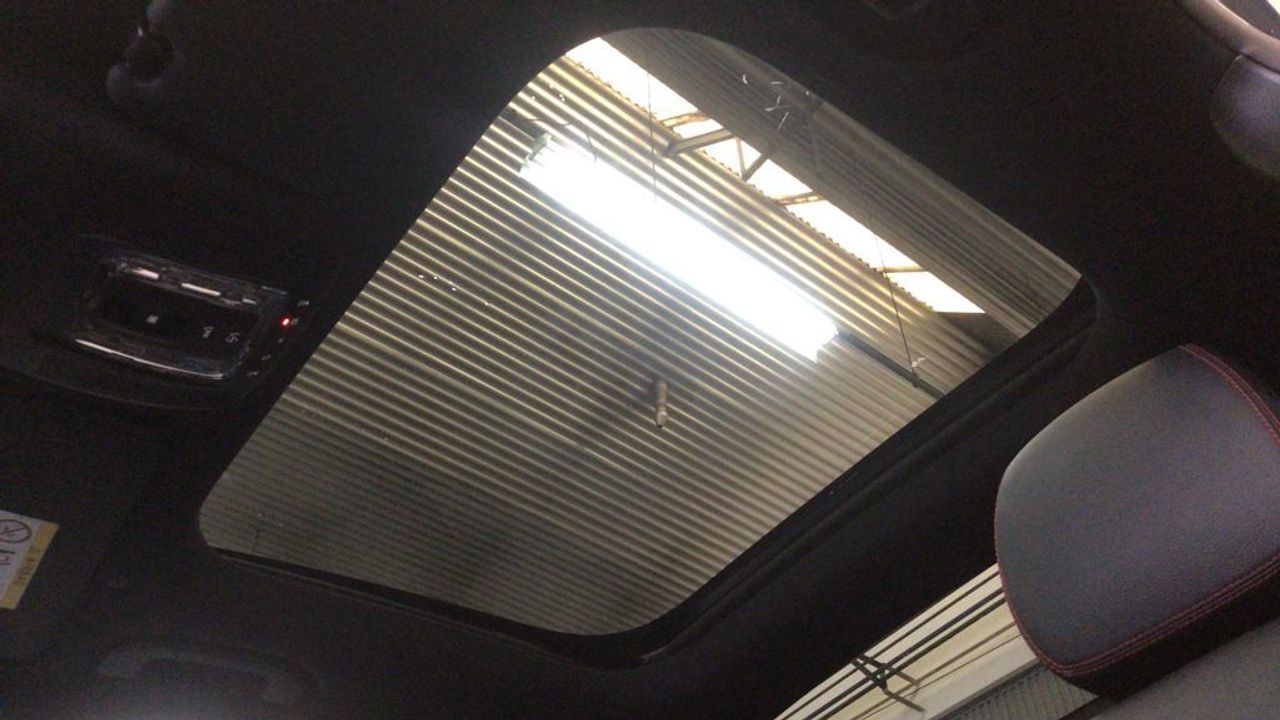 mercedes-eqb-300-4matic-amg-line-imagen-17