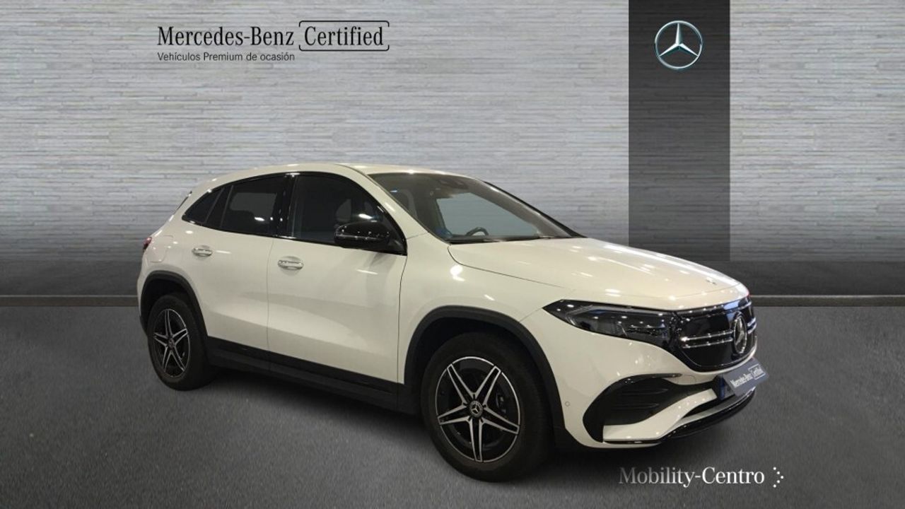 mercedes-eqa-250+-+-amg-line-imagen-2