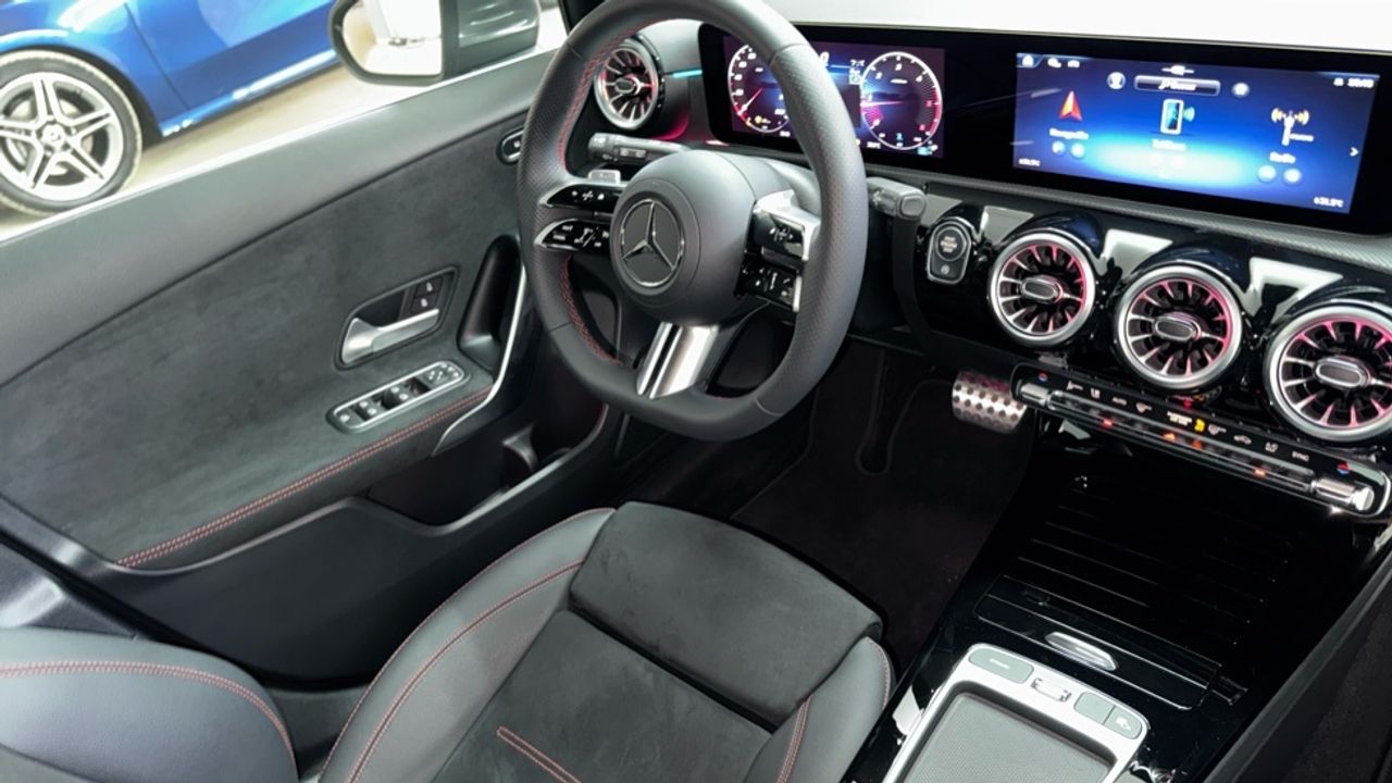 mercedes-clase-a-a-180-d-imagen-9