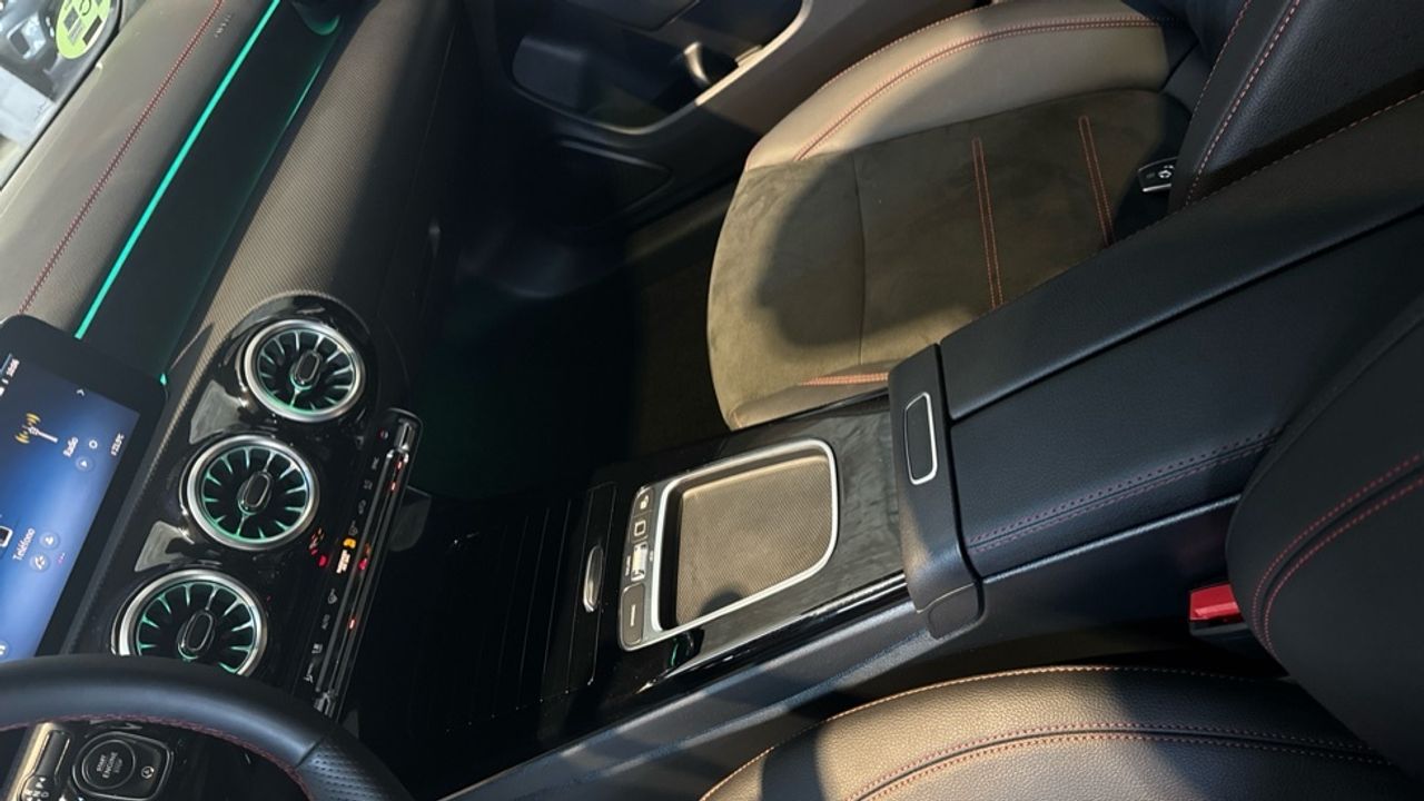 mercedes-clase-a-a-200-d-sedan-imagen-22