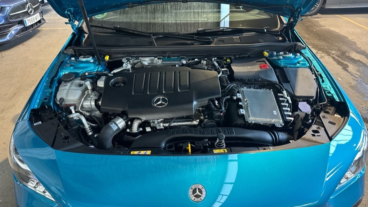 mercedes-clase-a-a-200-d-sedan-imagen-16