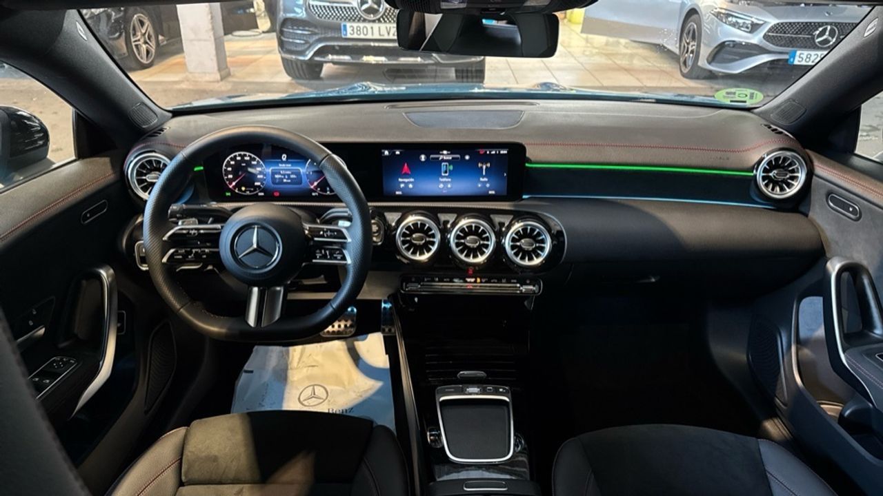 mercedes-clase-a-a-200-d-sedan-imagen-7