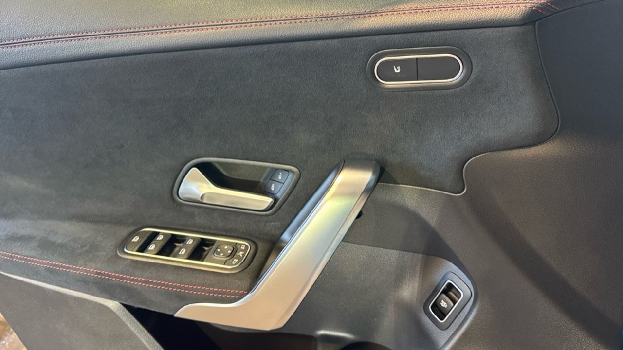 mercedes-clase-a-a-200-d-sedan-imagen-23