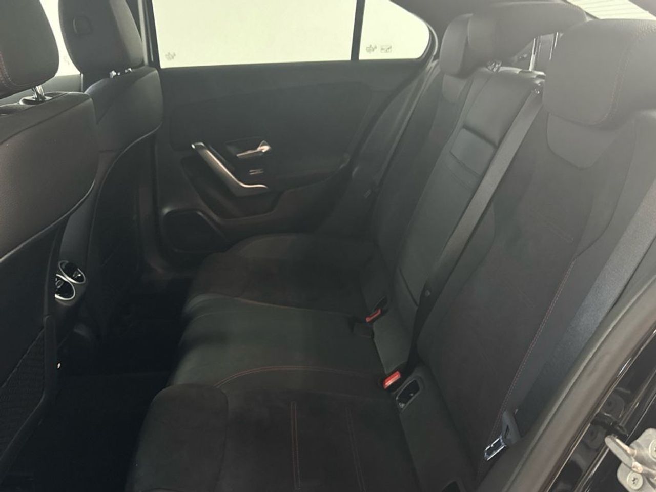 mercedes-clase-a-a-180-d-imagen-10