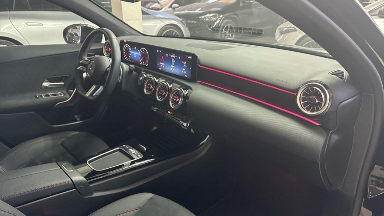 mercedes-clase-a-a-180-d-imagen-9