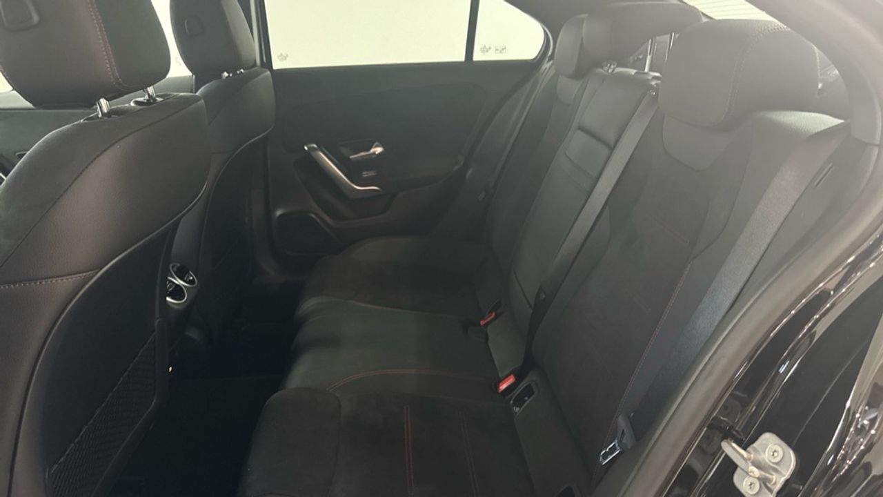 mercedes-clase-a-a-180-d-imagen-10