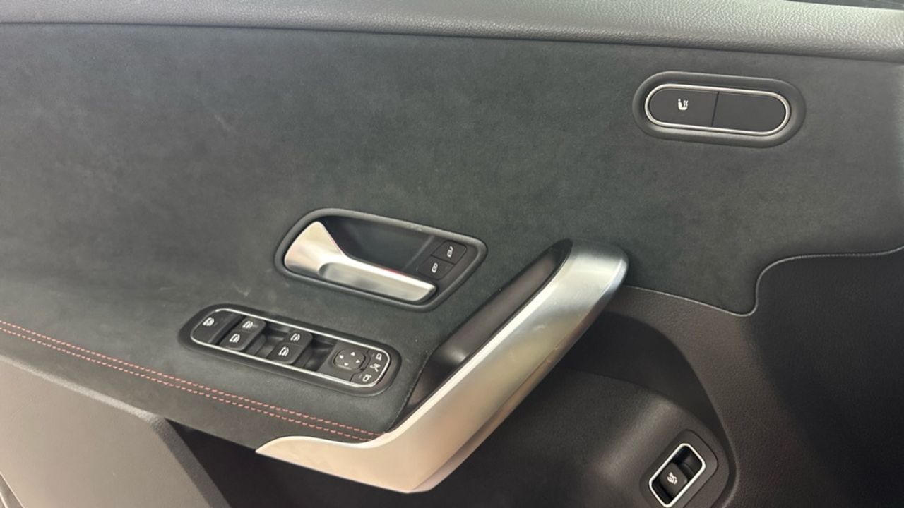 mercedes-clase-a-a-180-d-imagen-22