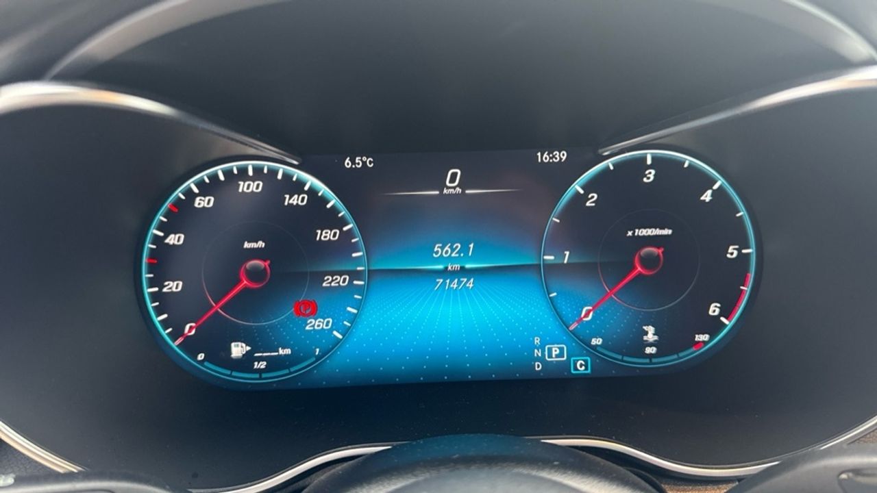 mercedes-glc-coupe-glc-220-d-4matic-imagen-12