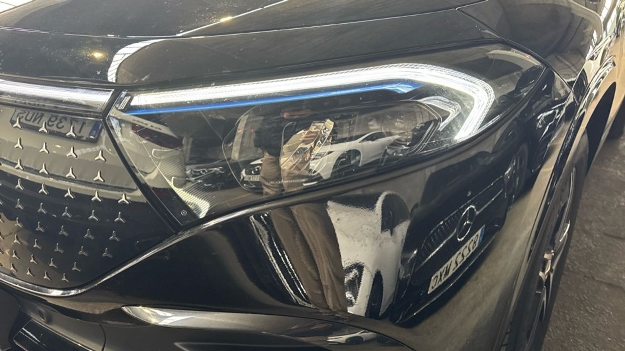 mercedes-eqa-250+-imagen-14