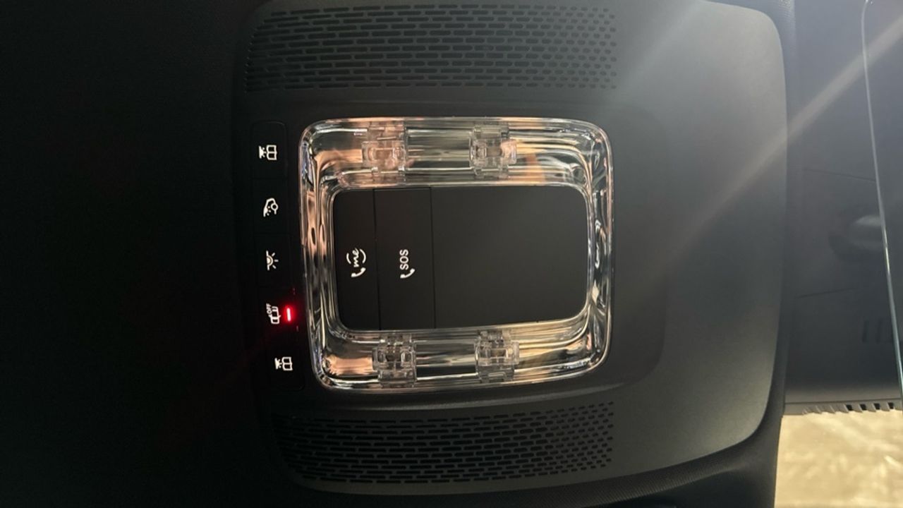 mercedes-eqa-250+-imagen-18