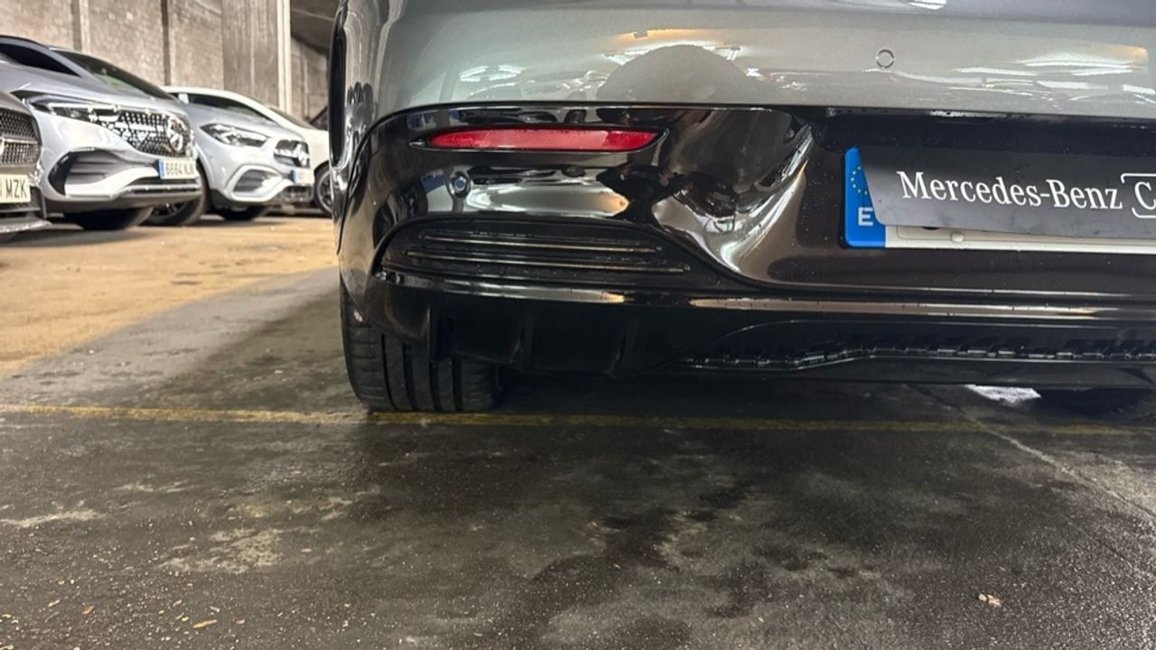 mercedes-eqe-300-amg-line-exterior-e-interior-imagen-11