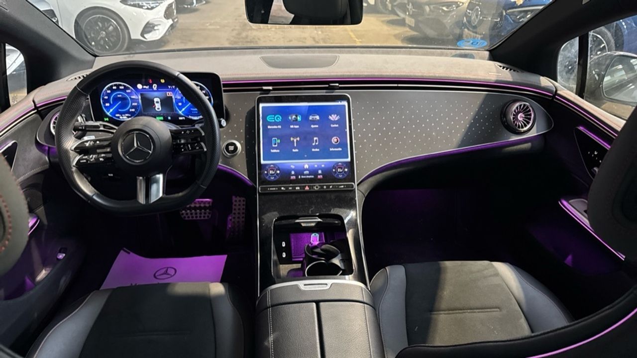 mercedes-eqe-300-amg-line-exterior-e-interior-imagen-7