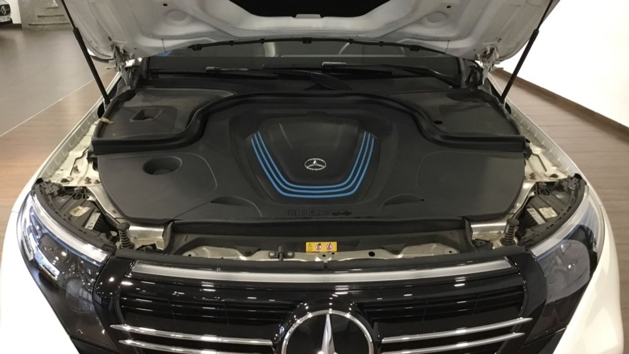 mercedes-eqc-eqc-400-4matic-imagen-16