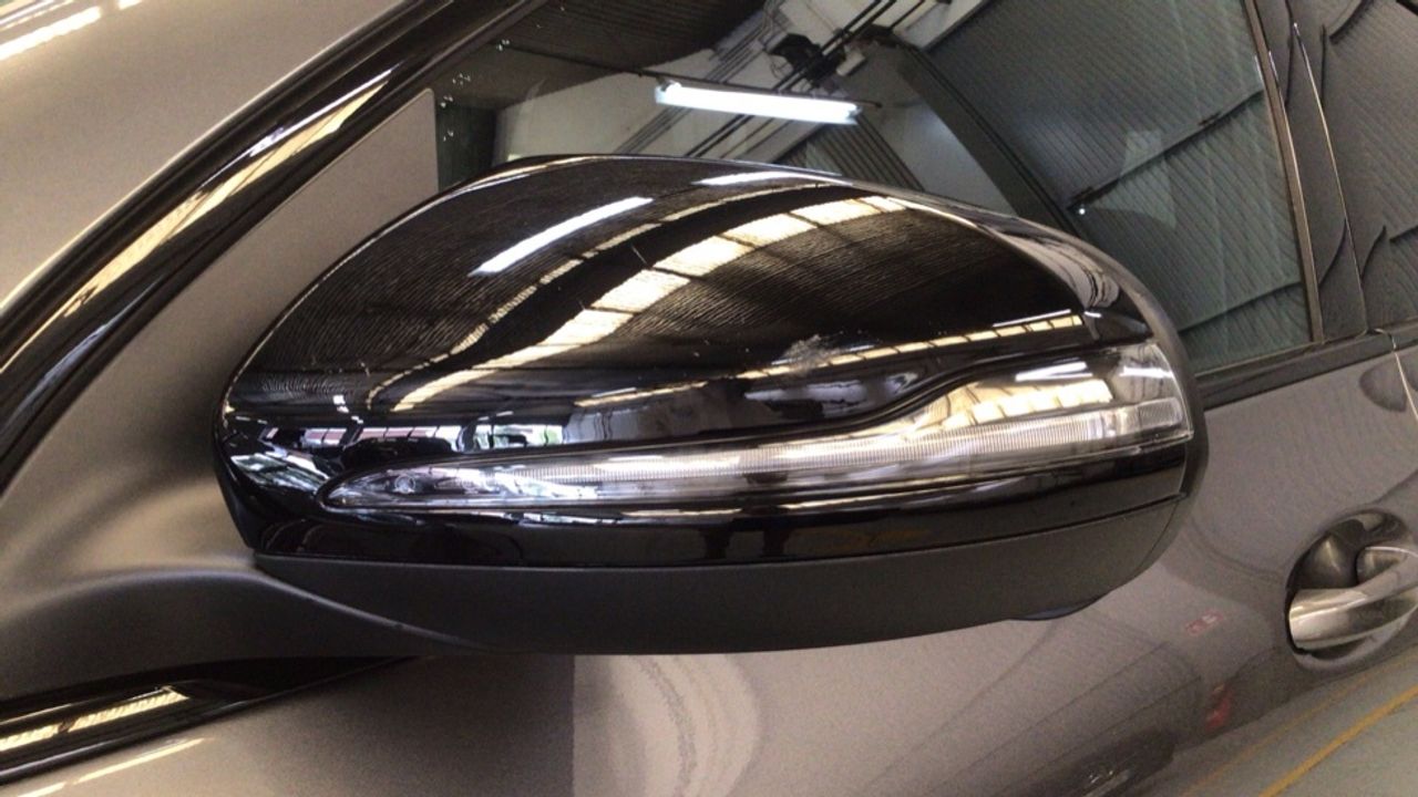 mercedes-eqa-250+-+-amg-line-imagen-15