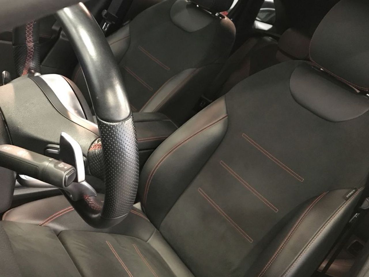 mercedes-eqa-250-amg-line-imagen-6