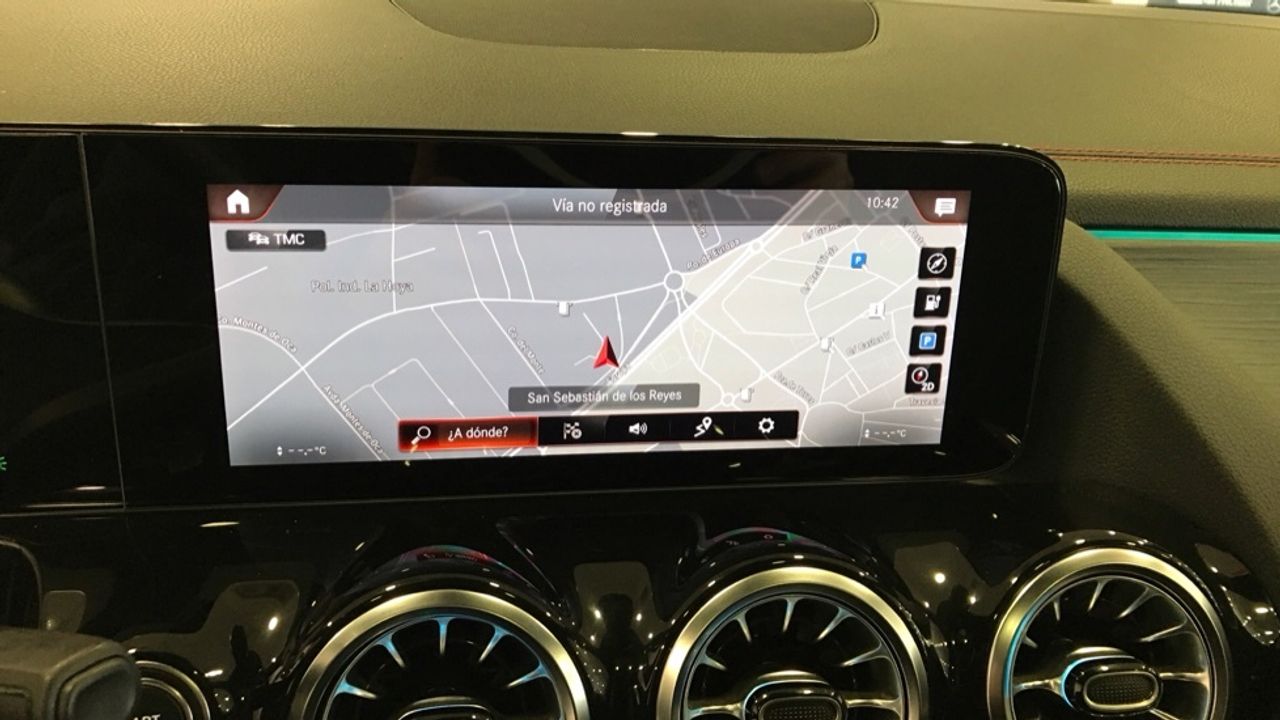 mercedes-eqa-250-amg-line-imagen-20