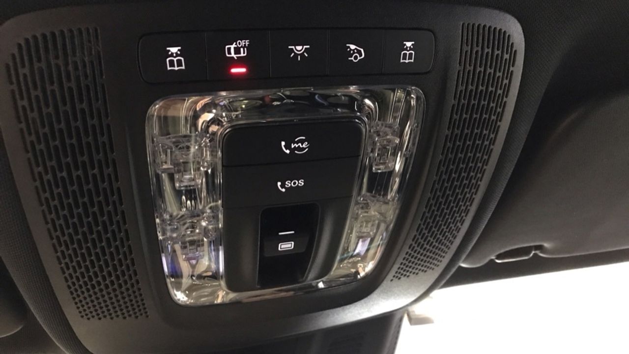 mercedes-eqa-250-amg-line-imagen-19