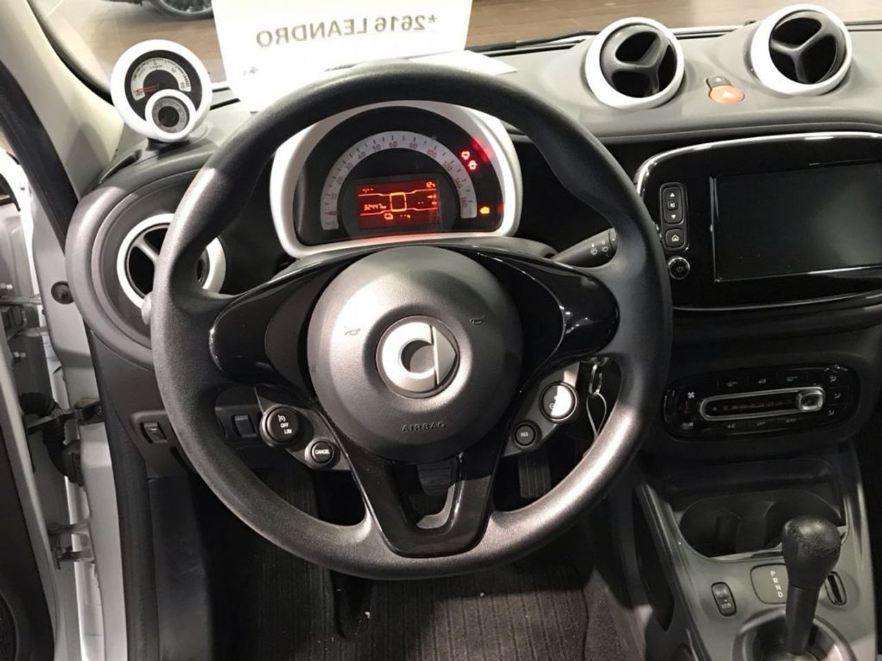 smart-forfour-60kw81cv-eq-imagen-8