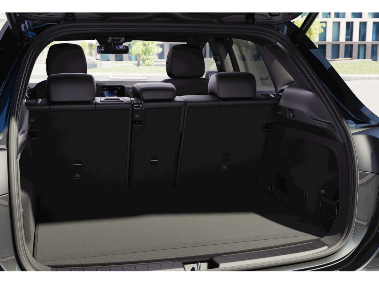 mercedes-eqa-300-4matic-amg-line-imagen-12