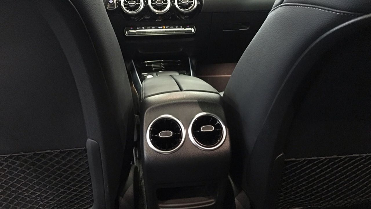 mercedes-gla-gla-250-e-imagen-13