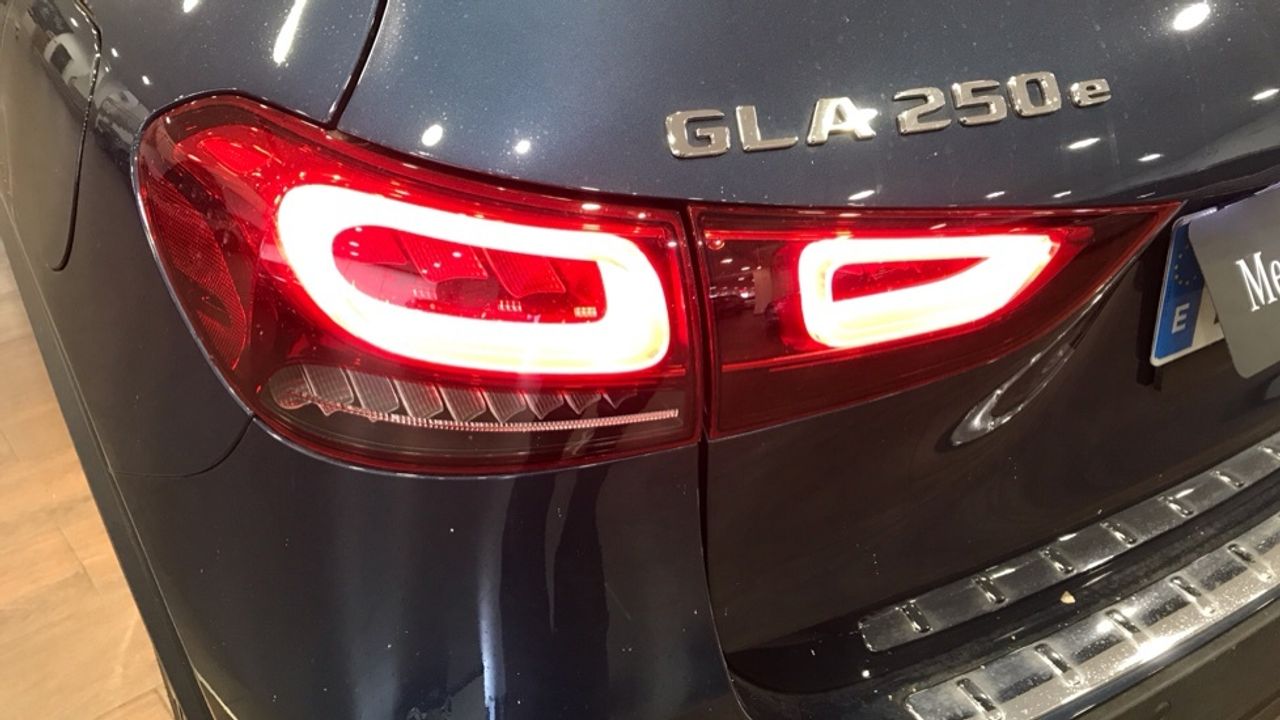 mercedes-gla-gla-250-e-imagen-23