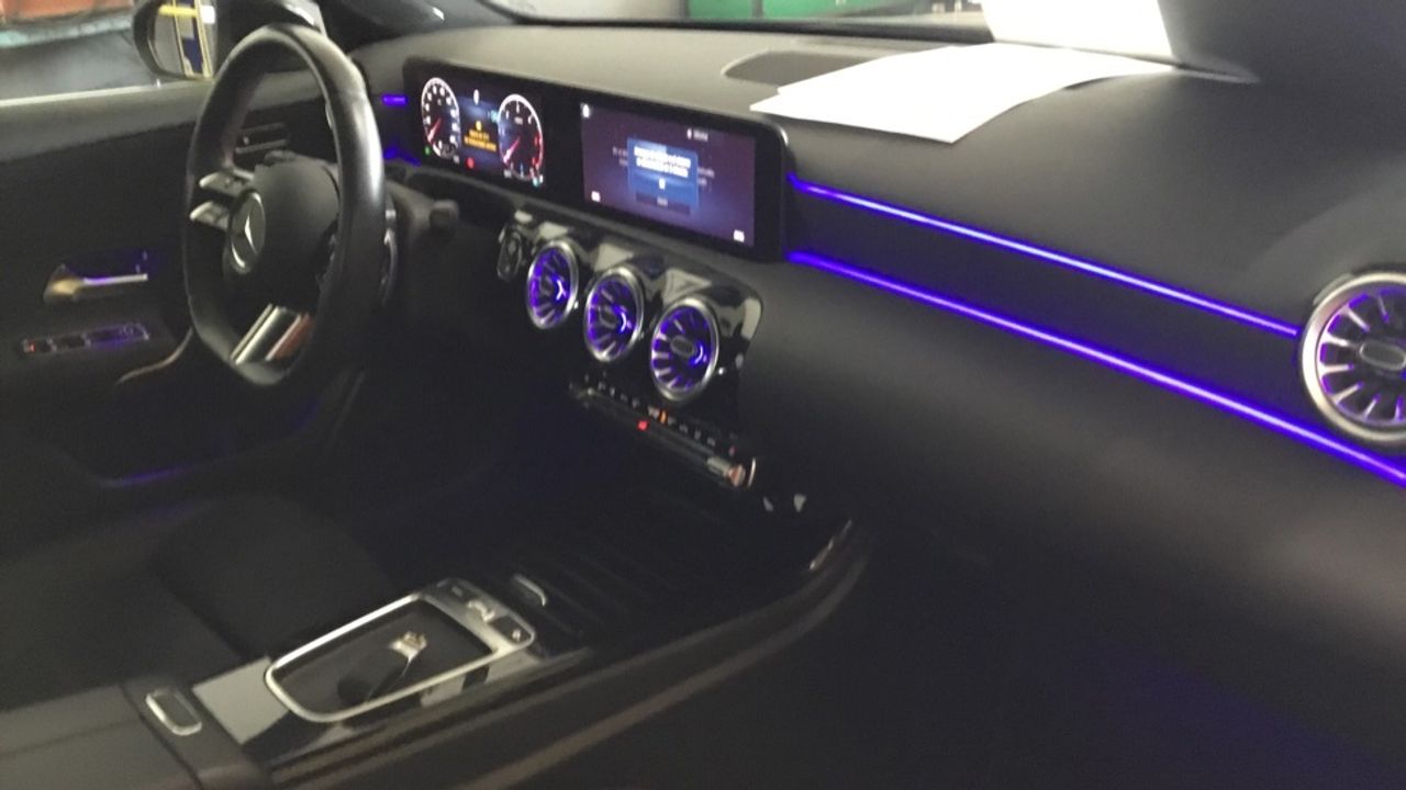 mercedes-clase-a-a-180-d-imagen-9