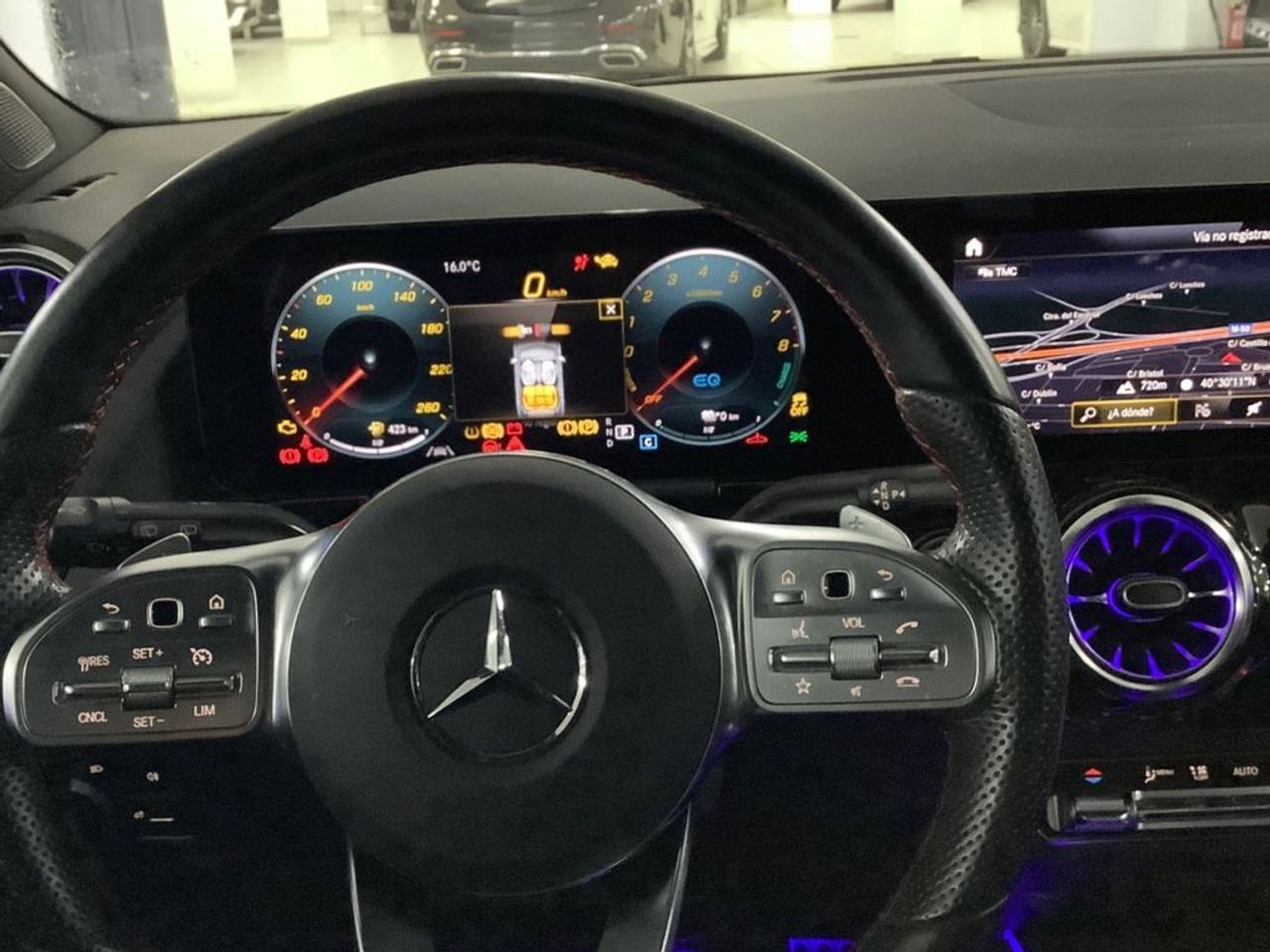 mercedes-benz-gla-250-e-amg-line-euro-6d-imagen-8