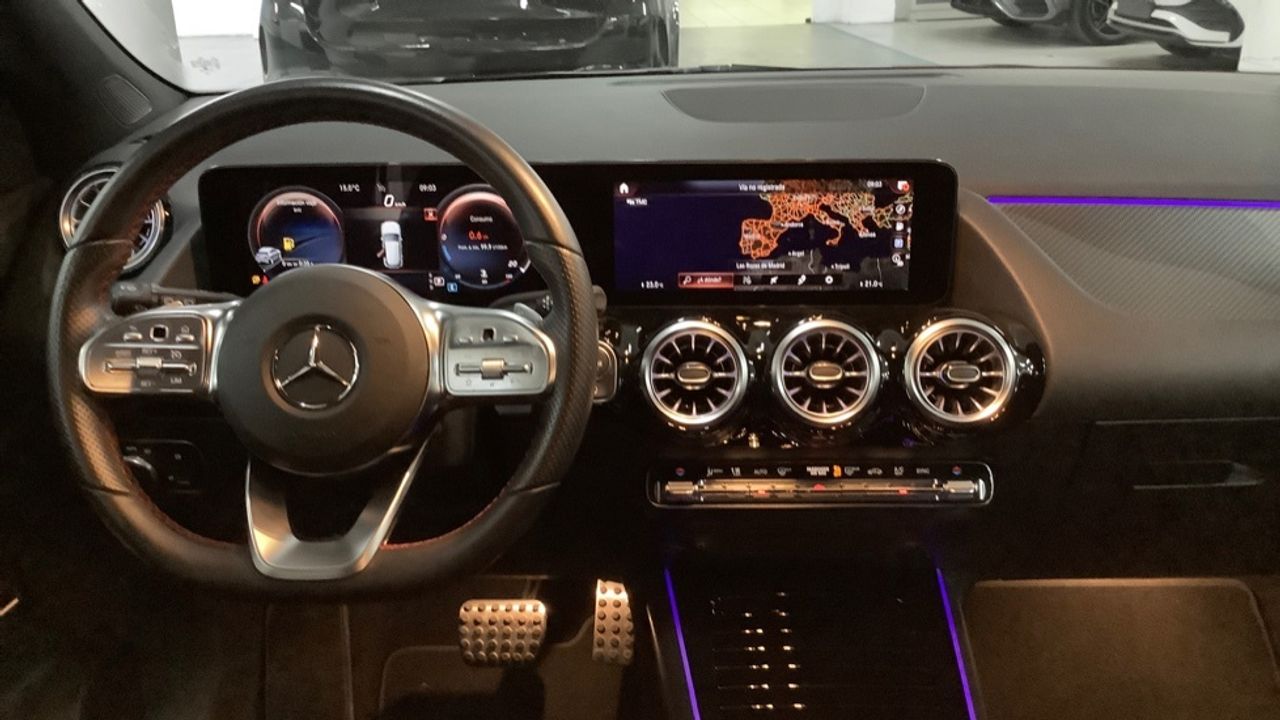 mercedes-benz-gla-200-d-amg-line-euro-6d-imagen-7