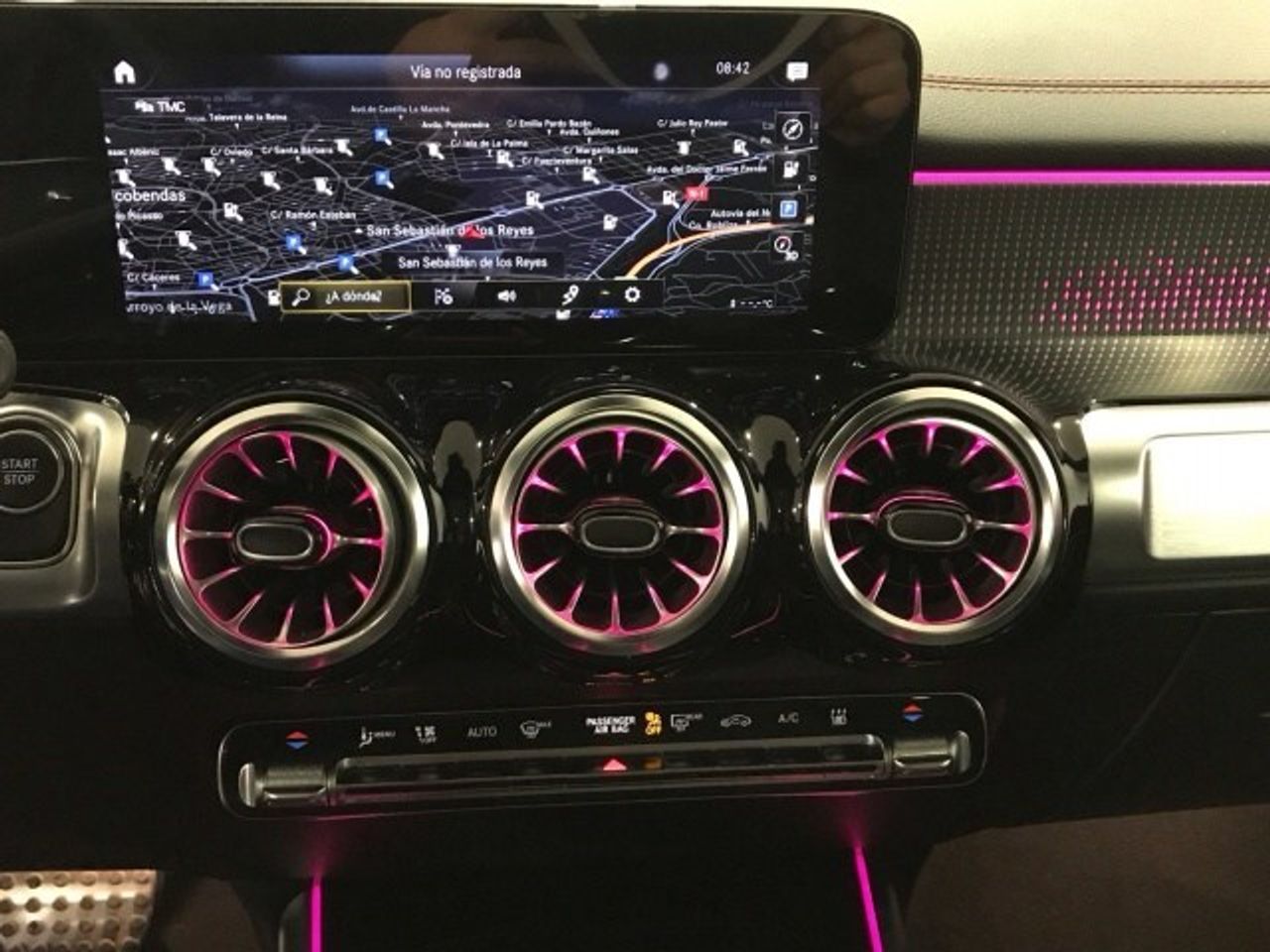 mercedes-eqb-350-4matic-amg-line-imagen-15