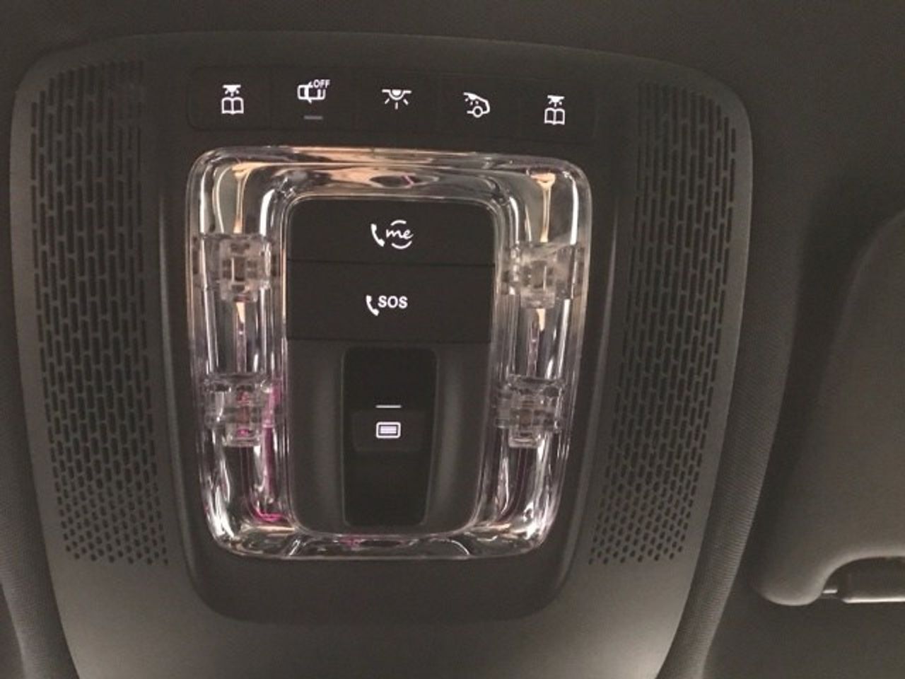 mercedes-eqb-350-4matic-amg-line-imagen-12